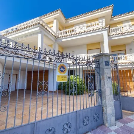 Sleeps 10 Pool Wifi * Lloret de Mar